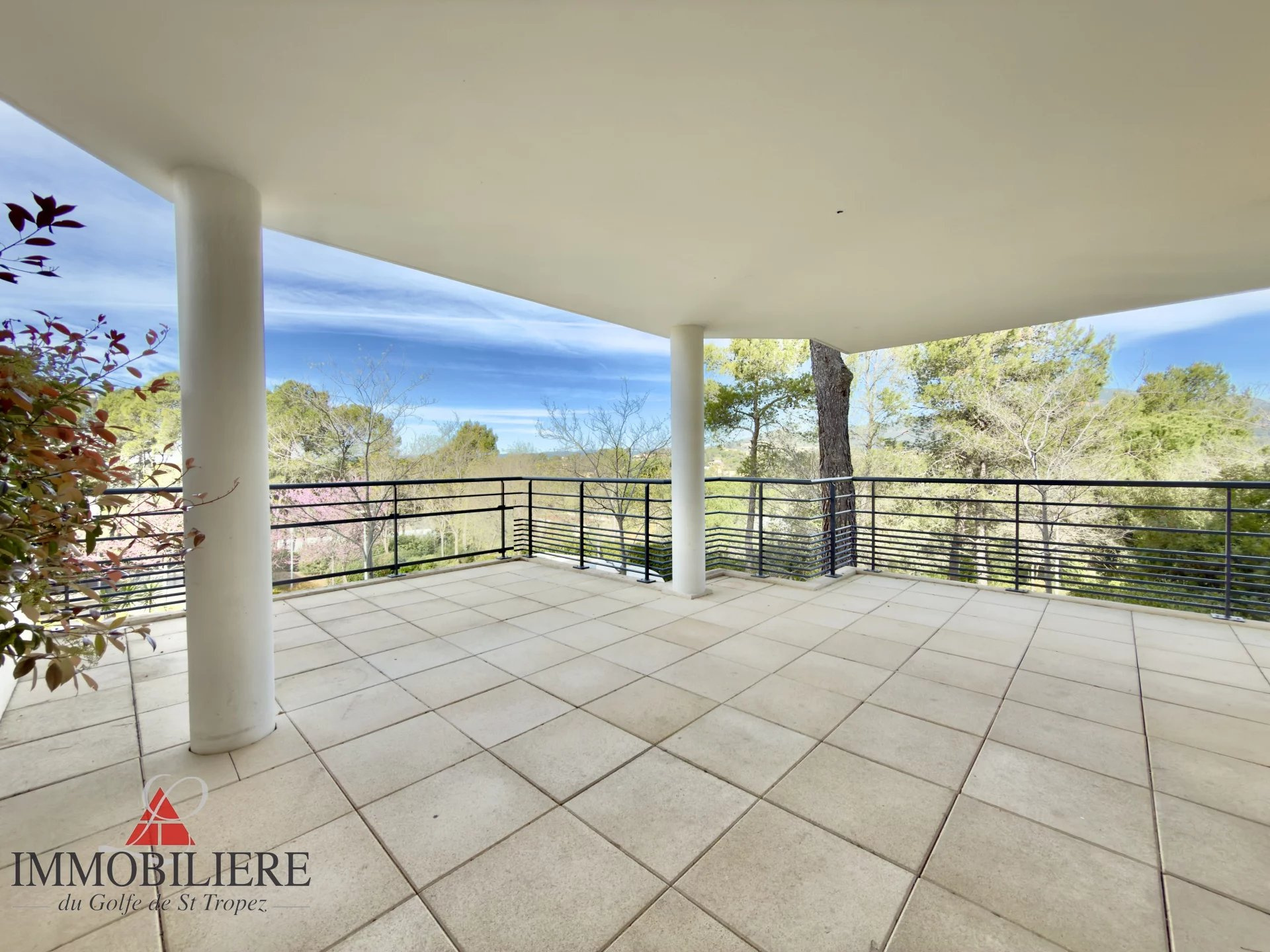 Appartement à vendre à Roquebrune sur argens, 56,79 m², 3 pièces – photo 2 sur 12